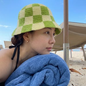 Crochet Checkered Bucket Hat Pattern, Summer Crochet Hat PDF, Beginner Friendly Crochet Pattern, Trendy Green Checker Hat DIY