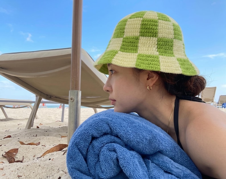 Crochet Checkered Bucket Hat Pattern, Summer Crochet Hat PDF, Beginner Friendly Crochet Pattern, Trendy Green Checker Hat DIY