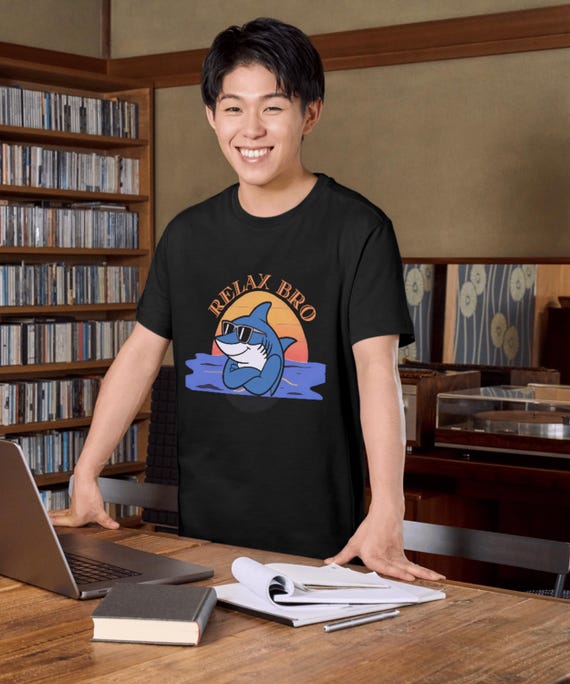 T-Shirt relax modern cool graphic design 100% cotton Stylish shirt for young people, cool kids short sleeve many colors sizes S-5XL