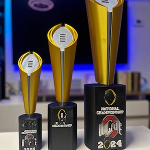 23-Zoll-Replik eines individuell anpassbaren Cups
