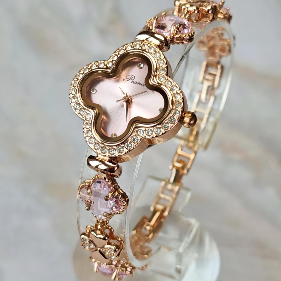 Pink Crystal Four-clover Leaf Rose Gold Bracelet Ladies  display picture 1