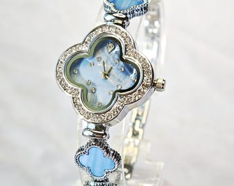 Blau Perlmutt Vier-Klee Blatt Halo Simulierter Diamant Weißgold Armband Damenuhr | Mode-Zeitmesser | Geschenk für sie