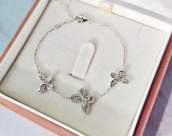 Elegant Butterfly Charm Bracelet | Round Brilliant-cut Simulated Diamond | Solid 925 Silver with 18K White Gold Plated | Gift For Her