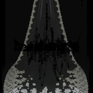 Magnificent chapel -length Lace Mantilla Bridal Veil