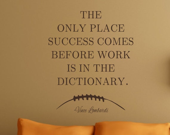 WALL LETTERING VINYL DECAL VINCE LOMBARDI FAMOUS QUOTE FOOTBALL STICKER PHRASE