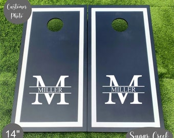 Cornhole Aufkleber - Split Initial Name - Hochzeit Cornhole Jubiläum - Geburtstag - personalisierte Cornhole - benutzerdefinierte Cornhole Aufkleber - Vinyl Aufkleber