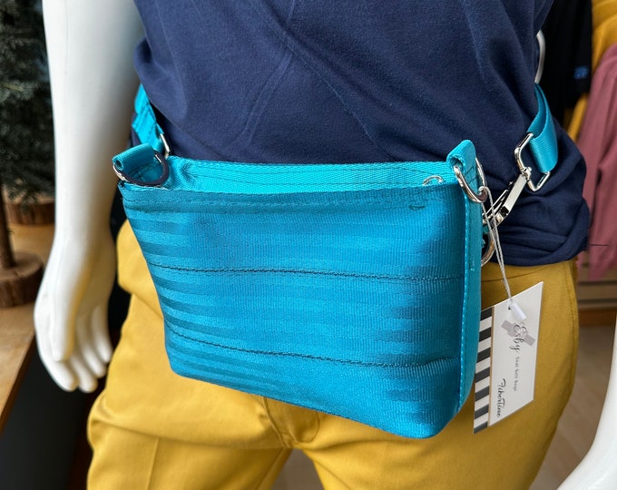 Fanny Pack/Crossbody/Shoulder Seat Belt Bag in Peacock!