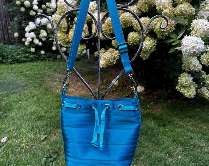 Peacock Mini Esby Bucket Bag