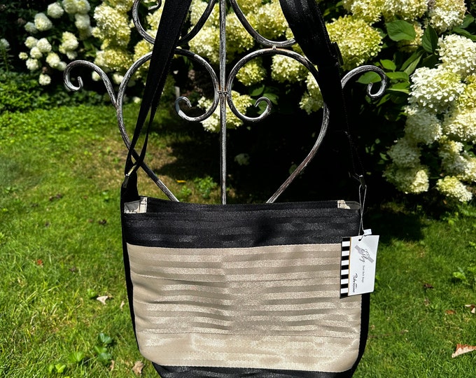 Medium SidebarSeat Belt Bag in Back and Tan