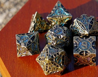 Handgemaakte metalen dobbelstenenset, vierkleurige zinklegering DND-dobbelstenen, kerstcadeau