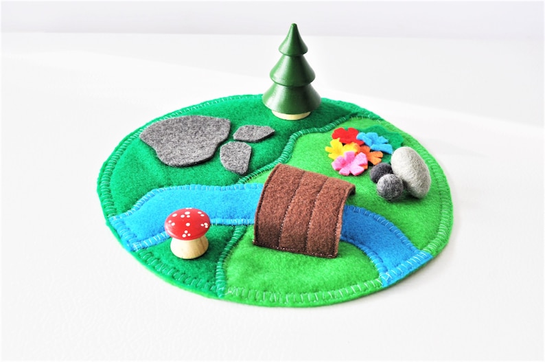 Mini Woodland Play Mat  Felt Play Mat  Small World Play  image 0