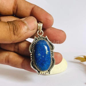 Oval Lapis Lazuli Pendant: 925 Sterling Silver Gemstone