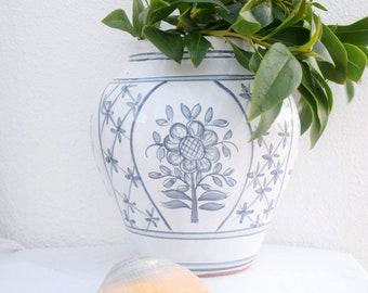 Large blue and white vintage portuguese vase