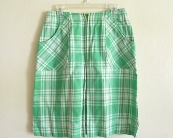 bright summer green plaid knee length skirt, XS xsmall