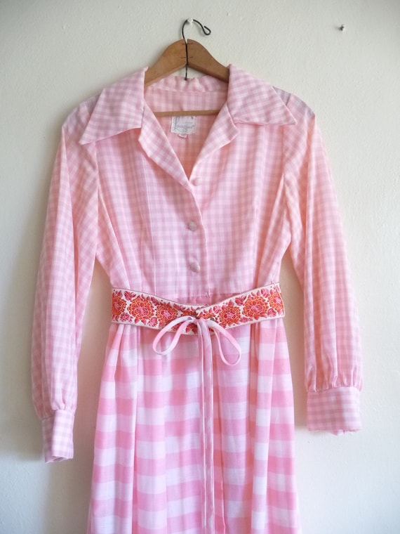 1970s pink white gingham maxi dress