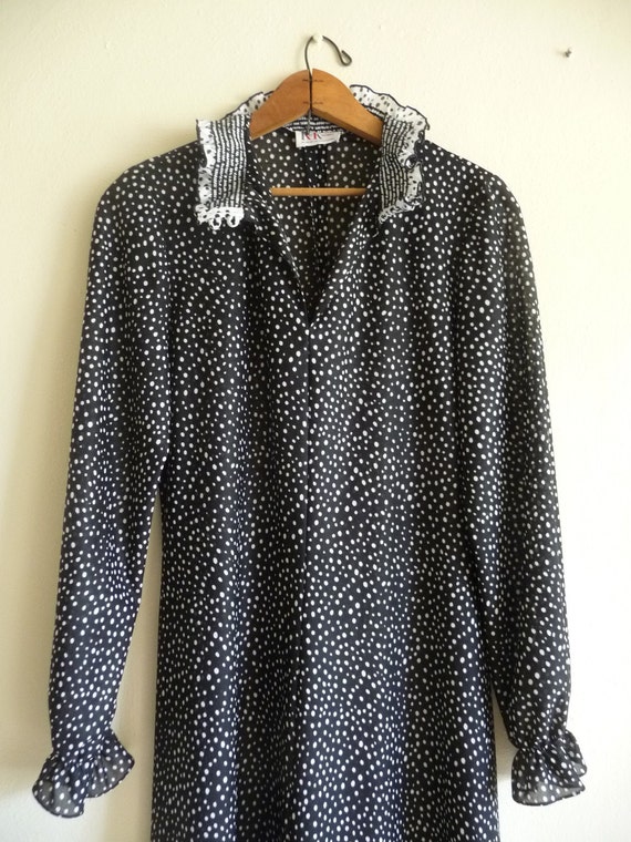 black white abstract dots dress, medium