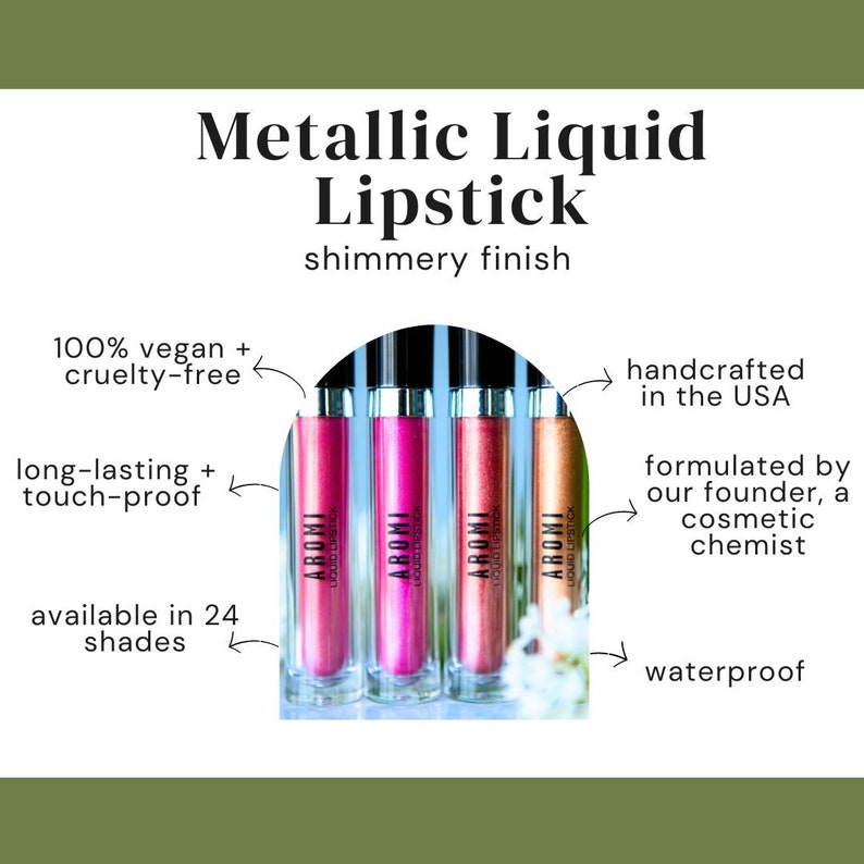 K&ouml;nnte beinhalten: Vier Tuben mit metallischem fl&uuml;ssigem Lippenstift in den Farben Pink, Ros&eacute;gold und Gold. Die Tuben sind mit "AROMI LIQUID LIPSTICK" beschriftet und haben ein schimmerndes Finish. Das Produkt ist 100% vegan und tierversuchsfrei, langanhaltend, wischfest, handgefertigt in den USA, von einem Kosmetikchemiker entwickelt und wasserfest.