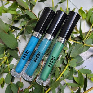 Arctic Teal Metallic Liquid Lipstick | dusty teal lipstick, shimmery lipstick, vegan lipstick, glittery, makeup, cosmetics, blue green lips