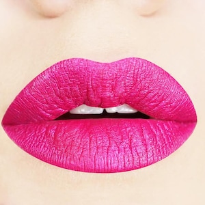 Fab Flamingo Metallic Matte Liquid Lipstick.  Metallic Liquid Lipstick.  Pink Metallic lipstick.  Bright Pink Lipstick.