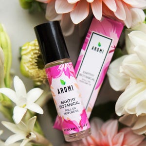 Earthy Botanical Roll-on Perfume Oil, Rollerball perfume, Vegan Fragrance, Cruelty-free, Gift for Her, Bath and Beauty, Floral perfume,