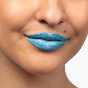 Snow Queen Metallic Liquid Lipstick | Bright Blue, Sky,   Shimmery Lip Color Vegan, Cruelty-free, Glittery, Long-Lasting, Waterproof, Aromi