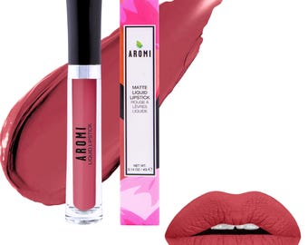 Labial líquido mate rojo ladrillo. Labial líquido con acabado brillante a mate. Labial rojo tierra. Labial vegano y libre de crueldad animal. Labial rojo.