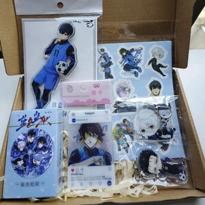 Caixa de Presente Blue Lock | Caixa Misteriosa de Futebol de Anime com Cartas, Adesivos e Produtos | Presente Otaku para Fãs de Anime