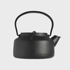 Premium Japanese Cast Iron Camping Kettle | Tetsubin 750ml – WAKKAS 750 by OIGEN | Perfect Gift for Outdoor & Tea Lovers | Made in Japan
