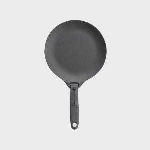 Premium Japanese Cast Iron Skillet | Piato 20cm by OIGEN | Multipurpose Grill Plate & Pan | Authentic Japanese Craft | Made in Japan