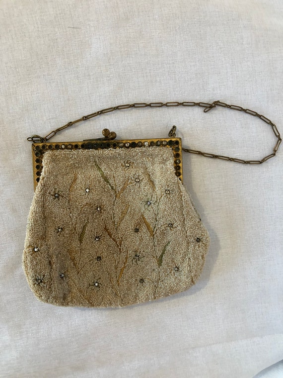 1930's Beaded handbag with brass chain - image 1