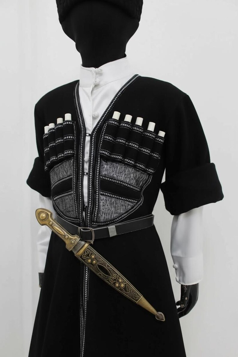Chokha géorgienne en laine noire | Manteau ethnique national pour homme fait main image 4