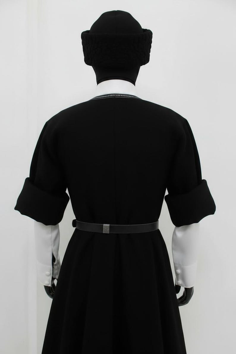Chokha géorgienne en laine noire | Manteau ethnique national pour homme fait main image 3