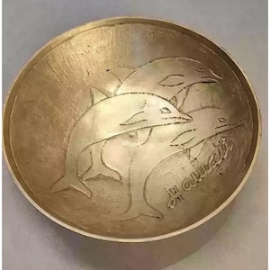 Hawaii Vintage Brass Bowl with Carving Dolphin Pattern, Collectible Home Decor, Brass Decorative bowl, Brass Tableware