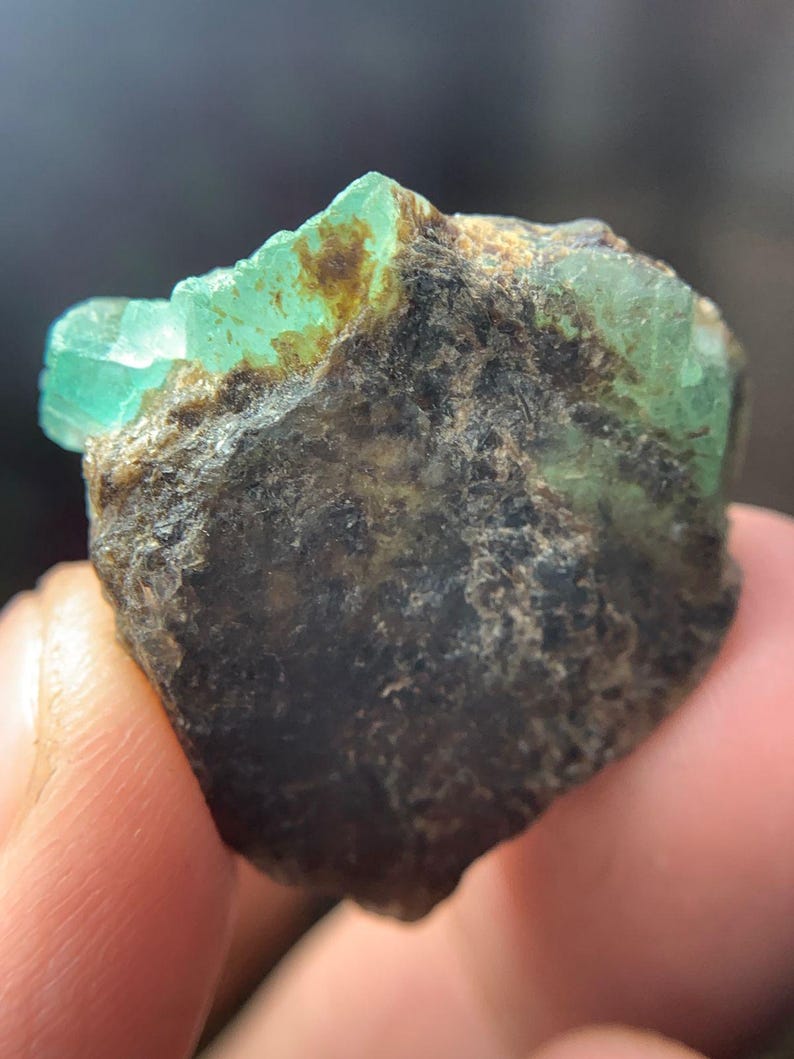 Espécime de Esmeralda Chitral de 65,00 ct – Um Cristal Natural Imponente da Esmeralda do Paquistão imagem 7