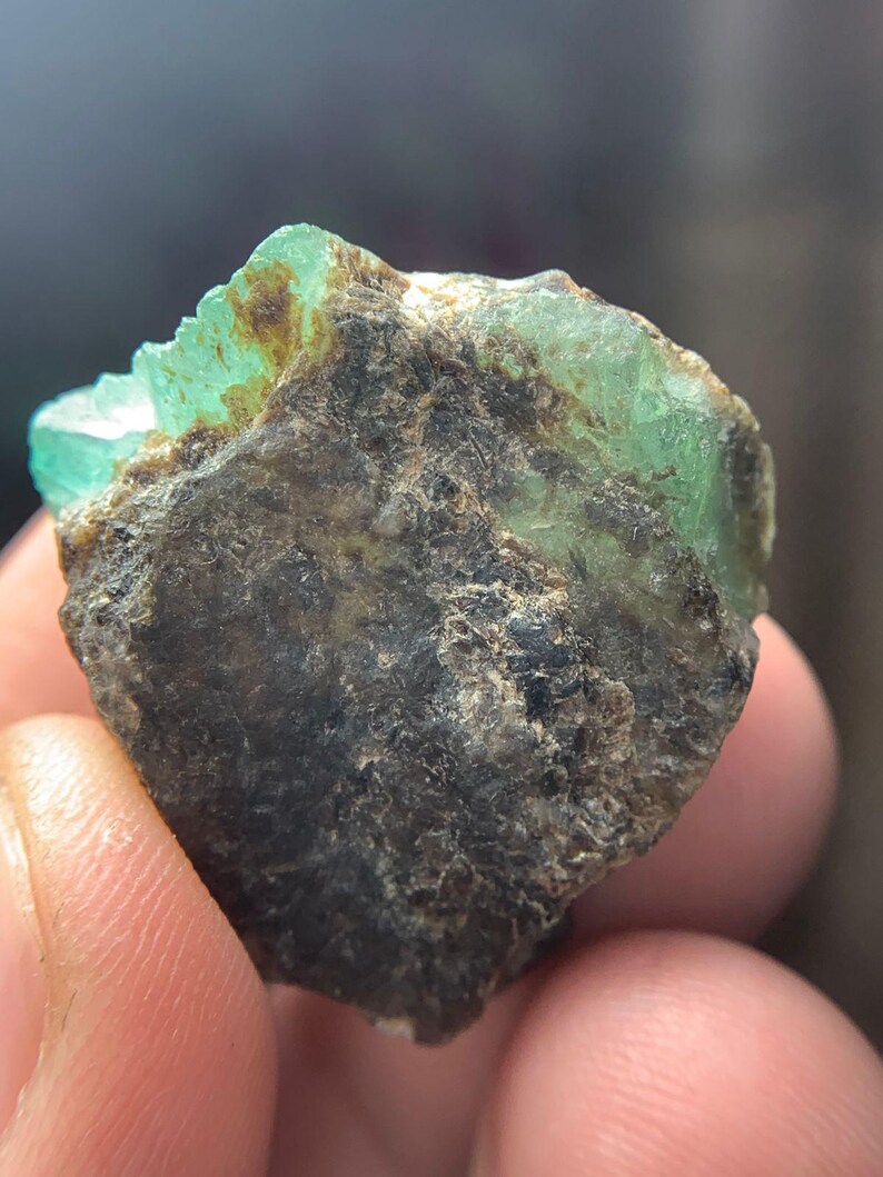Espécime de Esmeralda Chitral de 65,00 ct – Um Cristal Natural Imponente da Esmeralda do Paquistão imagem 3