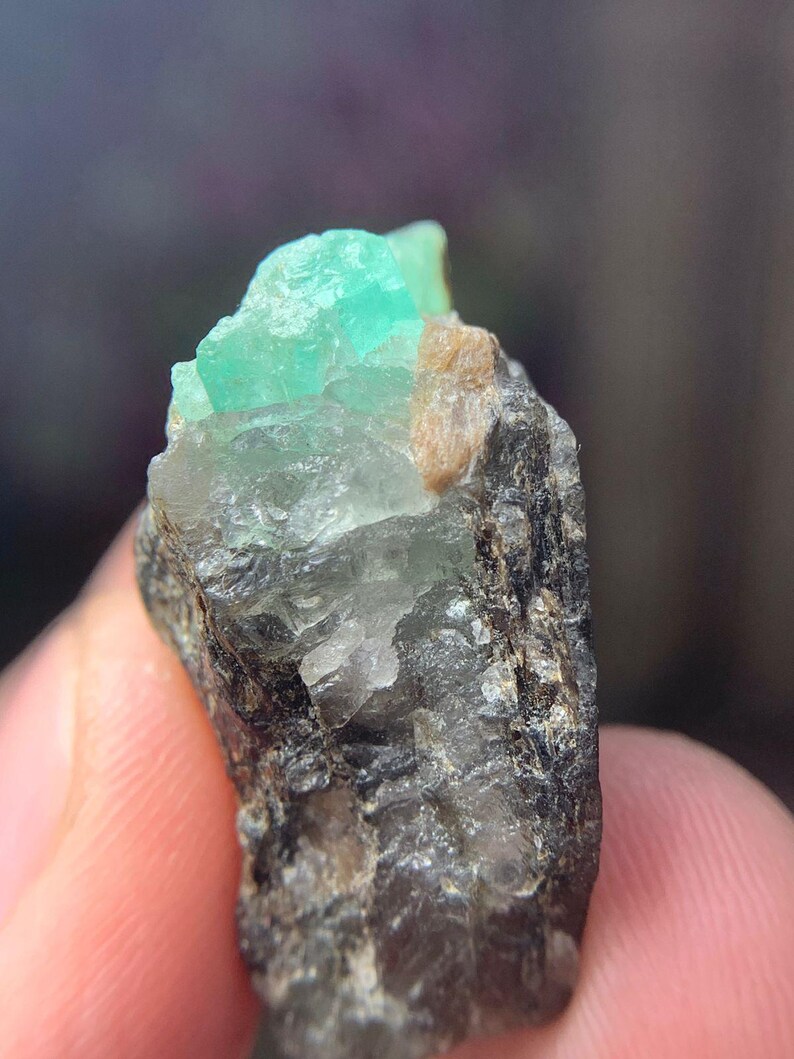 Espécime de Esmeralda Chitral de 65,00 ct – Um Cristal Natural Imponente da Esmeralda do Paquistão imagem 9