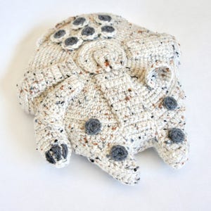 Crochet Millennium Falcon Pattern image 3