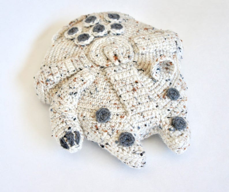 Crochet Millennium Falcon Pattern image 3