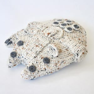 Crochet Millennium Falcon Pattern image 4