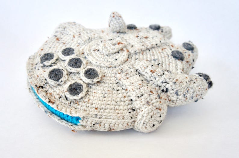 Crochet Millennium Falcon Pattern image 2