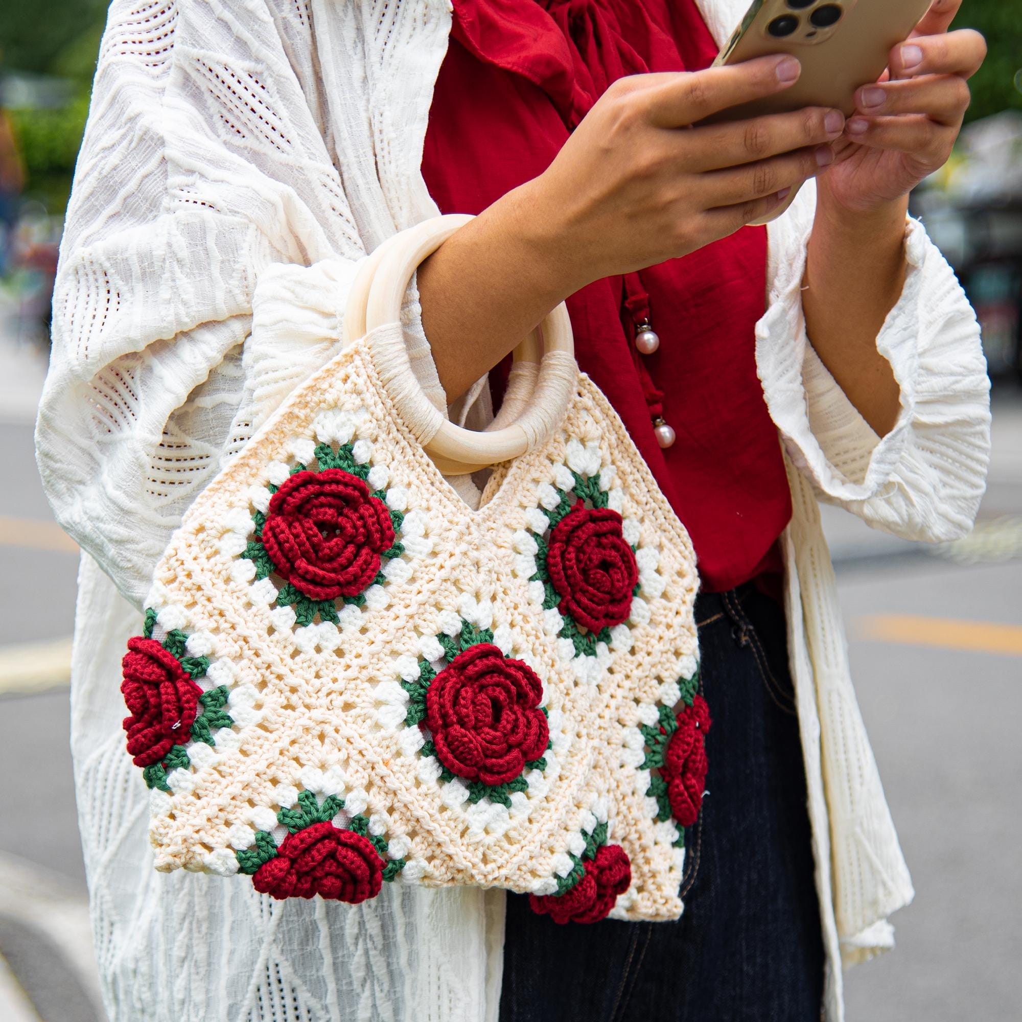 Vintage Crochet Handbag: Wool Yarn Camellia Flower Purse - Etsy
