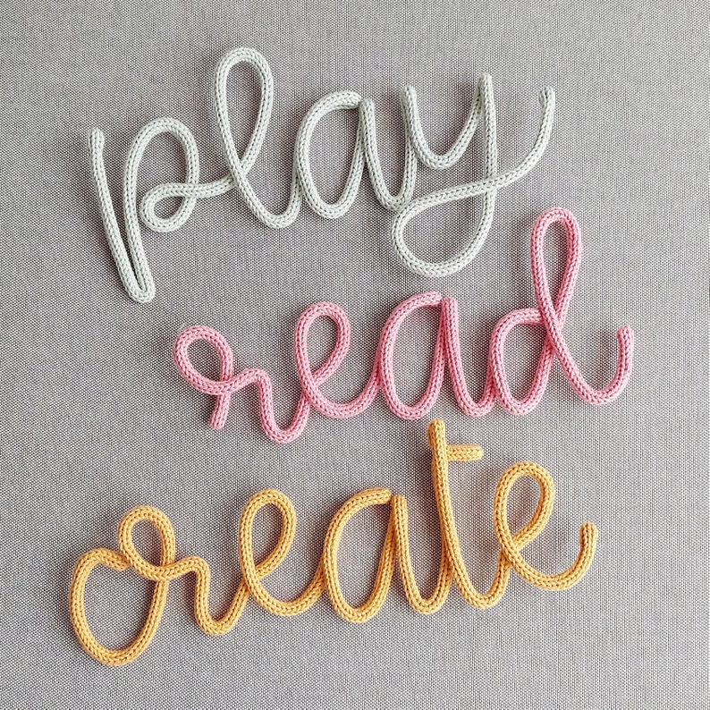 Play Read Create for the Modern Nursery Decor / Wall Sign for the Kids Bedroom / Minimalist Kids Decor / Playroom Wall Hanging zdjęcie 2