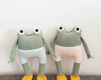 Amigurumi Frog Soft Doll \ Crochet Stuffed Animals \ Amphibian Amigurumi