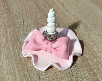 Handgemachte Rosa Schleife Ringhalter: Kleine Schmuckschale Coquette, Polymer Clay Schmuckschale