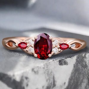 Einzigartige Oval Rot Rubin Ring Vintage Moissanite Ring Rose Gold Verlobungsring Art Deco Rubin Hochzeit Braut Versprechen Jahrestag Ringe für Frauen