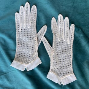 1920s style gloves