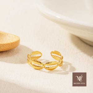 Adjustable Shell Ring – Gold Plated Stainless Steel Summer Jewelry for Women