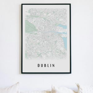 Carte de Dublin Ultra-Détaillée en Très Haute Définition | Style Épuré - Version Couleur ou Noir et Blanc
