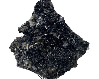 Aegirine Cluster , Mineral Specimen Collection , ( 24 Grams , 45 x 44 x 16 mm )