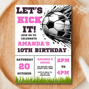 Modèle d'invitation d'anniversaire de football modifiable, invitation de football, invitation de football pour filles, téléchargement immédiat, toile. Invitation Lets kick it football rose